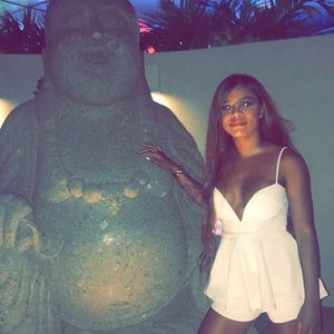 Meet your Posher, Samira